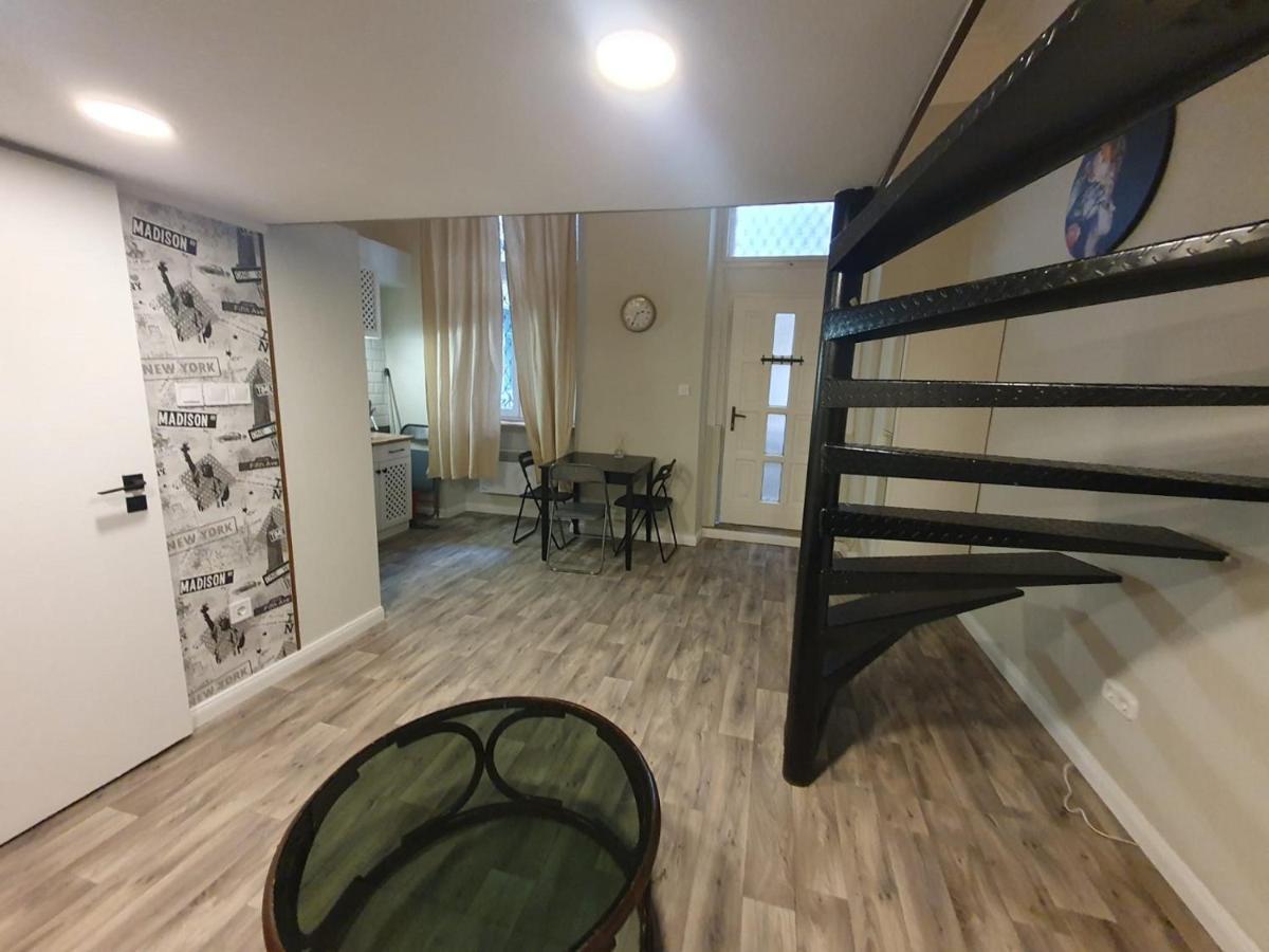 Madam With Ac And The Central Location Budapest Ngoại thất bức ảnh